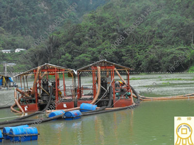 潛水泥砂泵清淤平臺(tái)